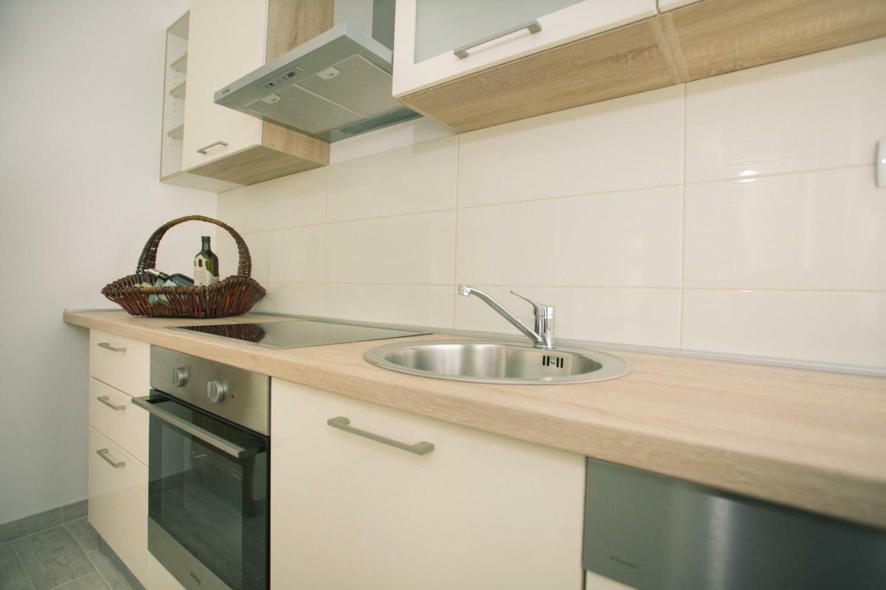 Apartments Kampanel Kaštela Eksteriør billede