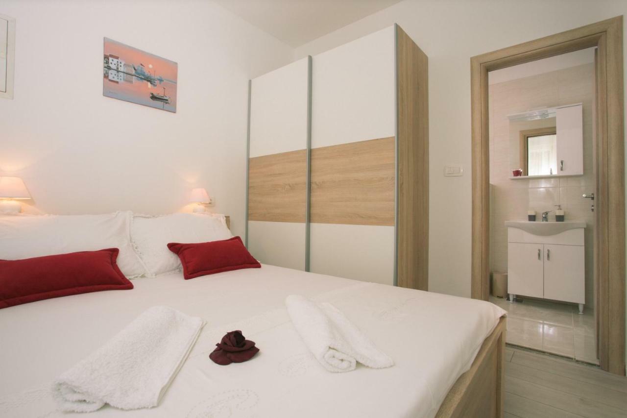 Apartments Kampanel Kaštela Eksteriør billede