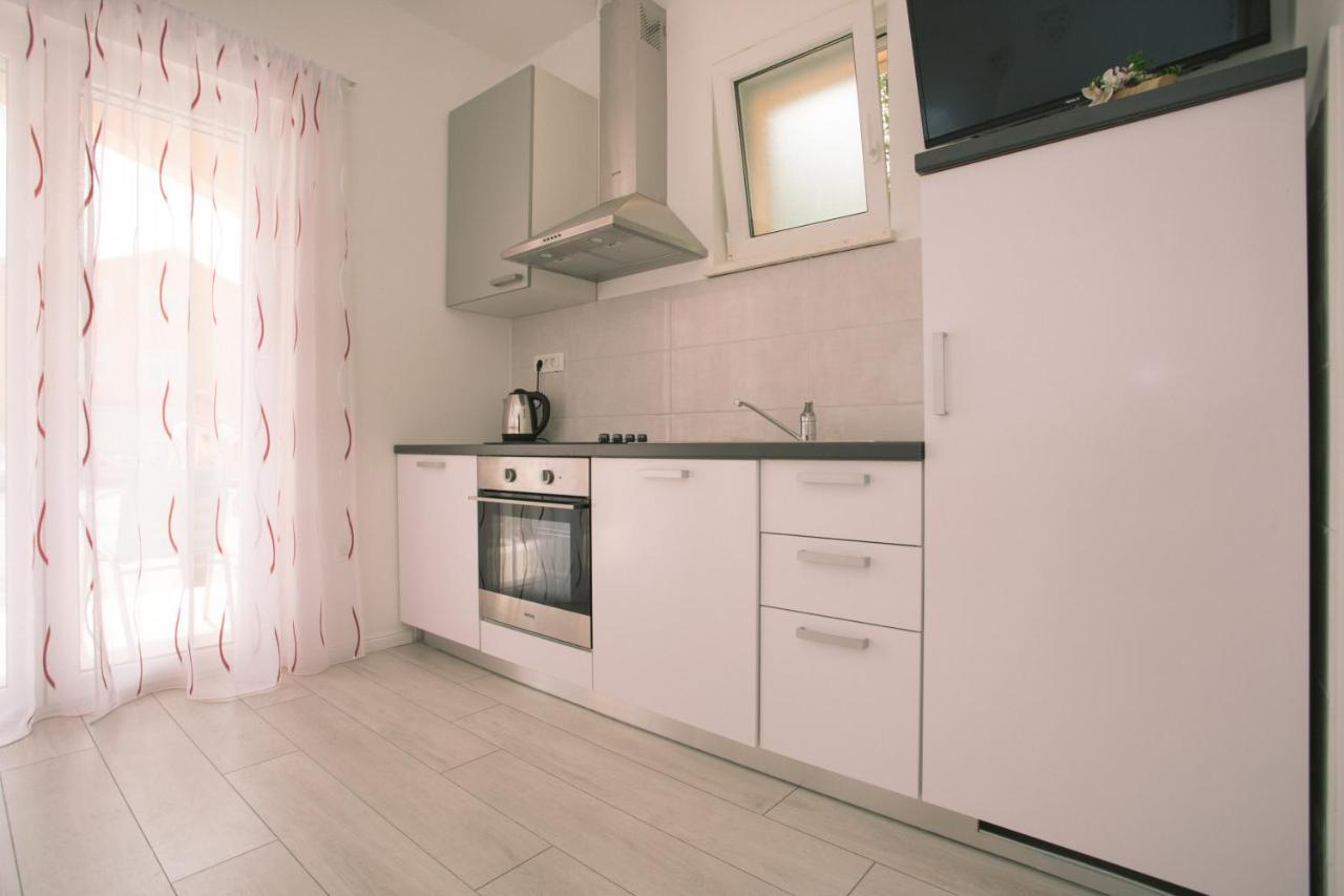 Apartments Kampanel Kaštela Eksteriør billede